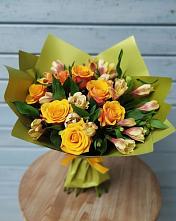 Букет цветов из:  Альстромерии и Розы в Котельниково