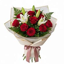 Букет цветов из:  Лилии и Розы в Котельниково