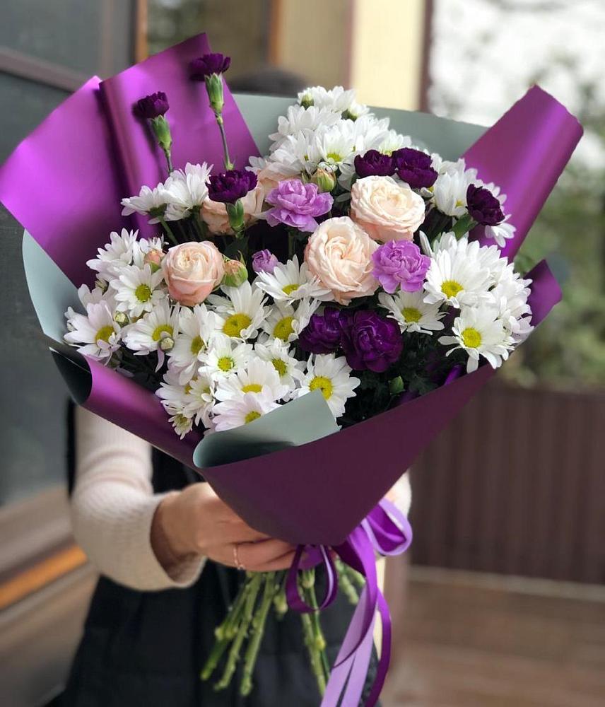 Букет цветов из: Хризантемы, Гвоздики и Розы в Котельниково