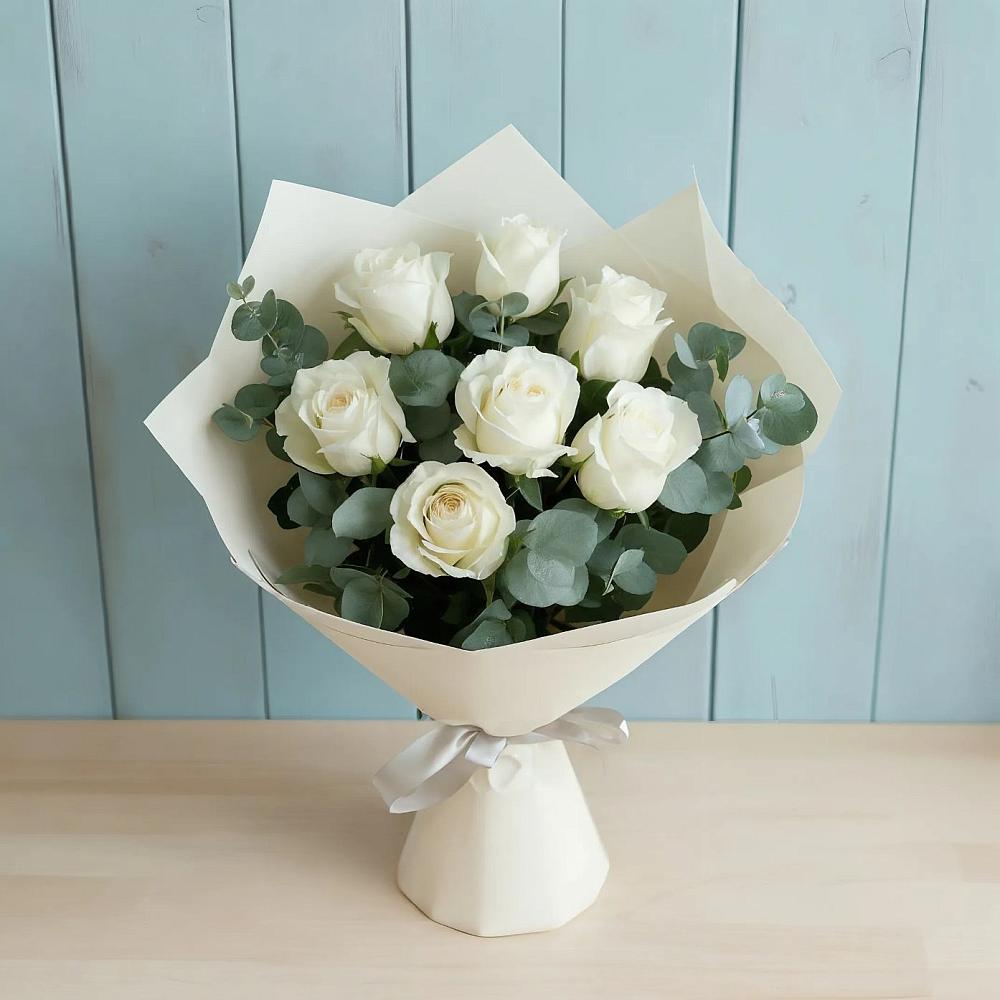 Букет Белые розы в Эвкалипте в Котельниково
