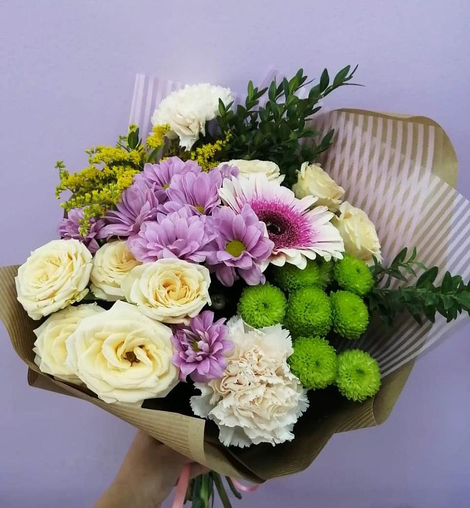 Букет цветов из: Хризантемы, Розы, Гвоздики и Герберы в Котельниково